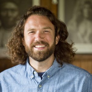 050219_Tom_Voss_AAE_Headshot_