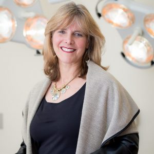 061019_Dr._Laura_Esserman_AAE_Headshot_