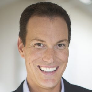 Shawn-Achor-2013-headshot