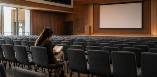 Keynote Speakers for Education Conferences: Educators and STEM Advocates
