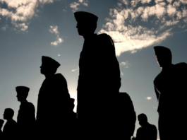 Military Leadership Speakers: Real Lessons in Decision-Making and Authenticity